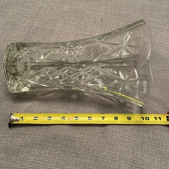 Vintage Anchor Hocking Heavy Lead Crystal Cut Glass Vase Starburst Pattern - Picture 10 of 13